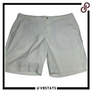 Peter Millar Optic White Golf Shorts in Size 40W x 8.5" IS